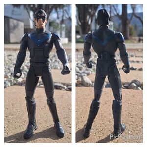 Mattel Batman Missions Nightwing action figure